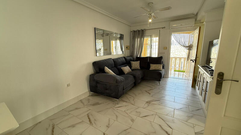 2 Schlafzimmer Stadthaus zu verkaufen