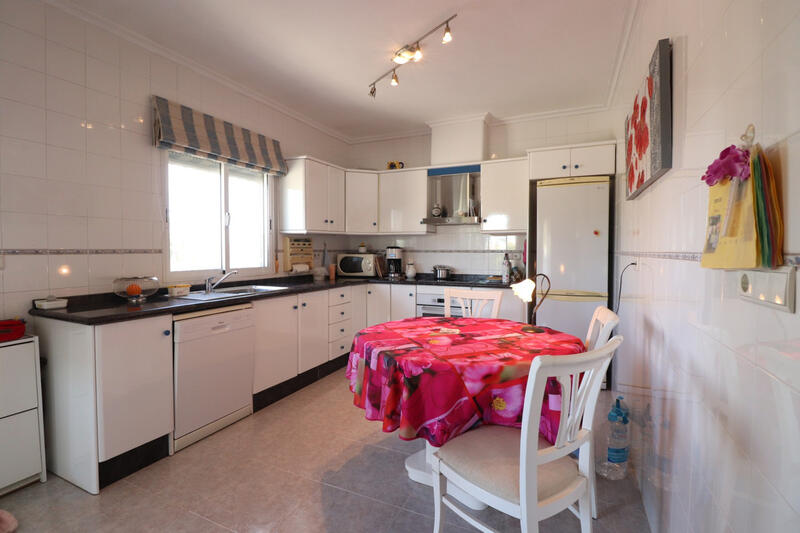 3 Cuarto Villa en venta