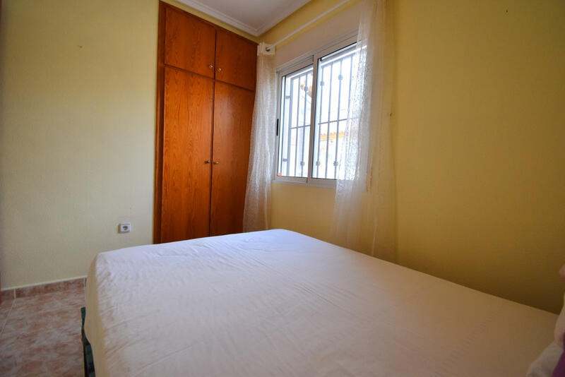 2 bedroom Townhouse for sale