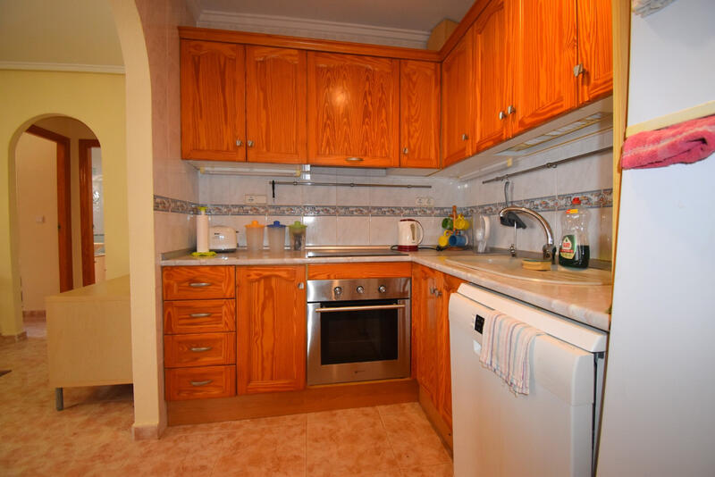 2 bedroom Townhouse for sale