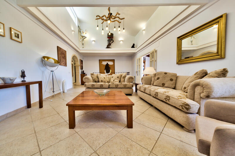 5 bedroom Villa for sale