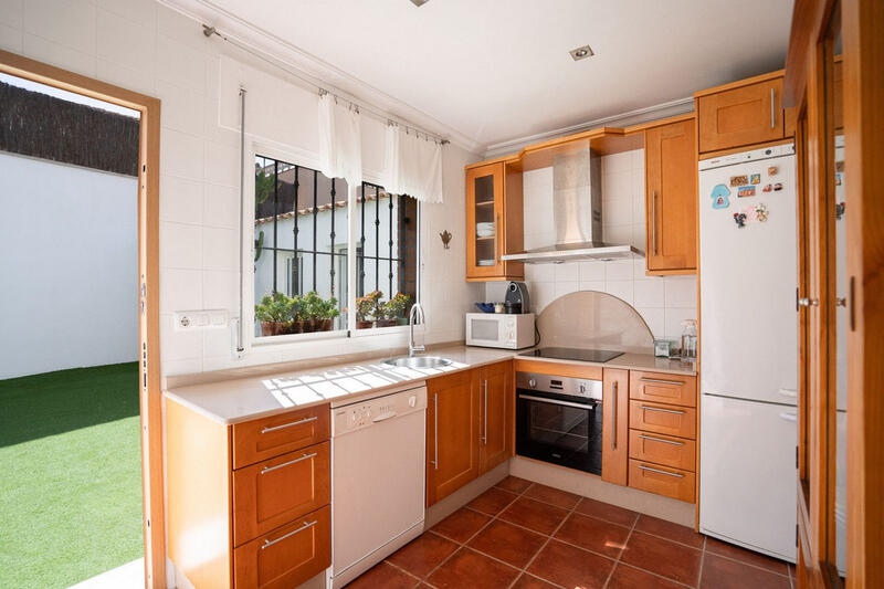 5 bedroom Villa for sale