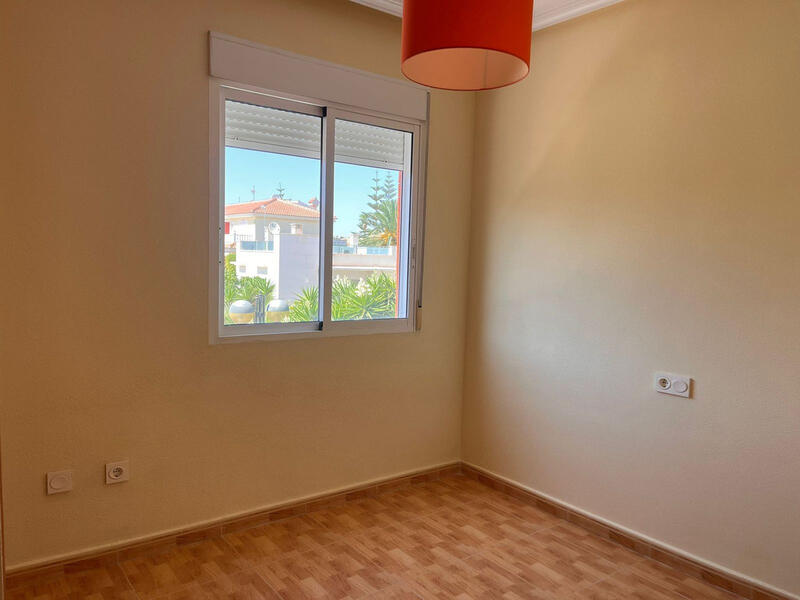 3 bedroom Townhouse for sale