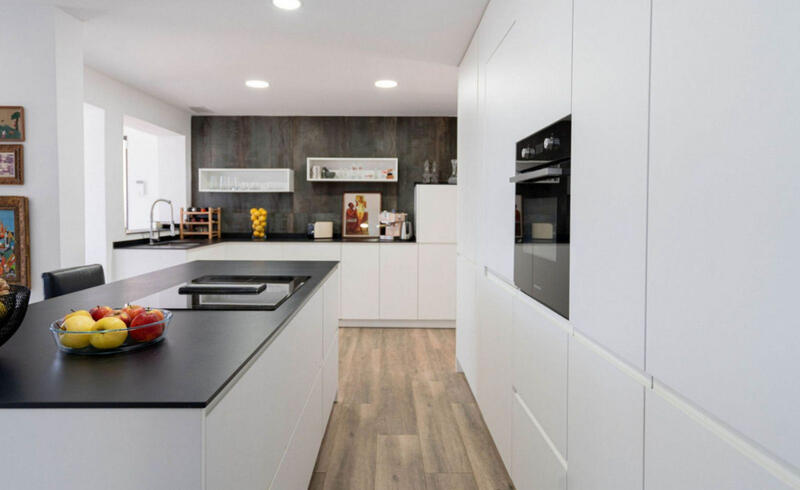 5 bedroom Villa for sale