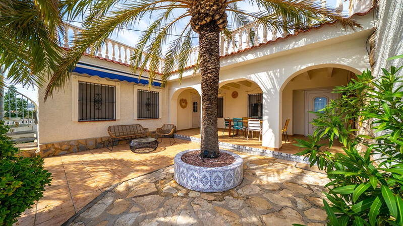 3 bedroom Villa for sale