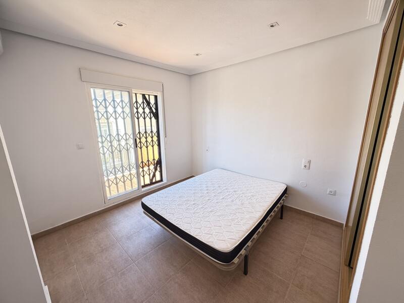 2 Schlafzimmer Stadthaus zu verkaufen 2 Schlafzimmer Stadthaus zu verkaufen