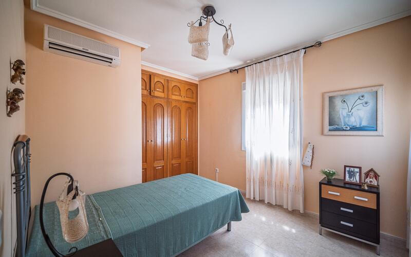 4 Schlafzimmer Villa zu verkaufen