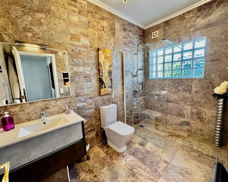 4 bedroom Villa for sale