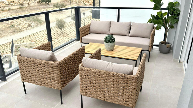 5 bedroom Townhouse for sale