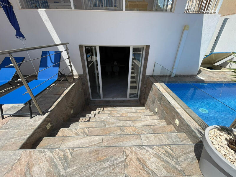 3 slaapkamer Villa Te koop