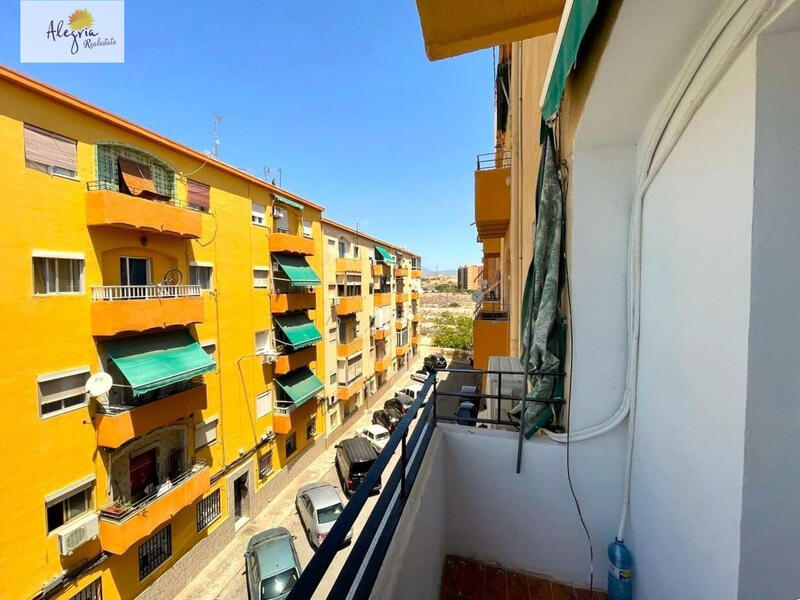 Lejlighed til salg i Alacant/Alicante, Alicante