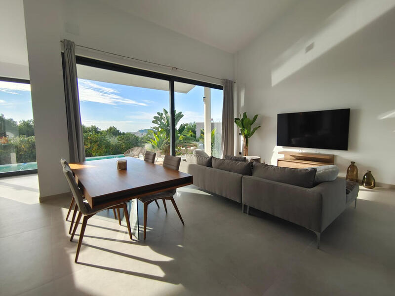 4 bedroom Villa for sale