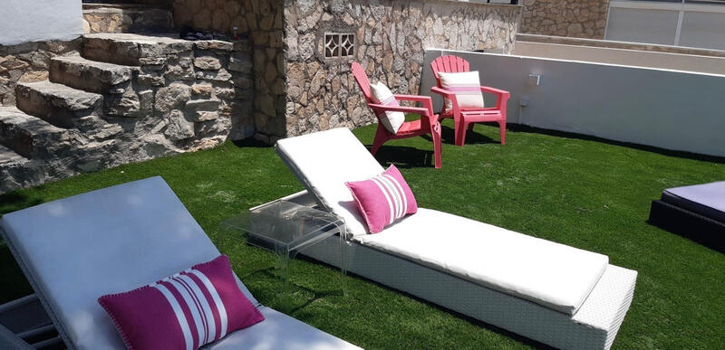 2 Cuarto Villa en venta