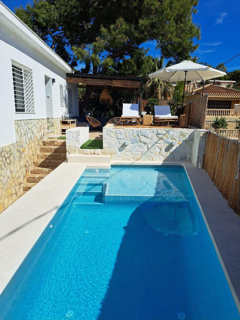 2 Cuarto Villa en venta