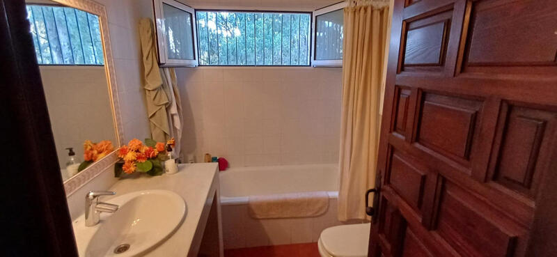 6 chambre Villa à vendre