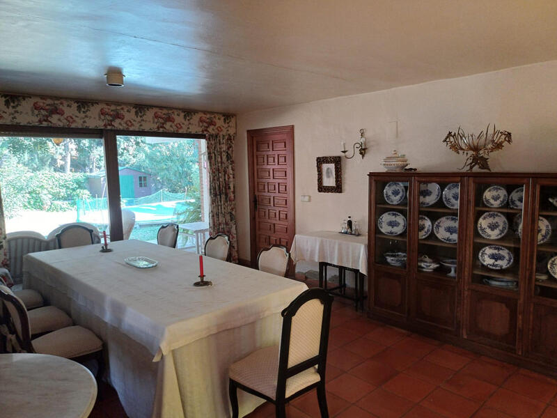 6 chambre Villa à vendre