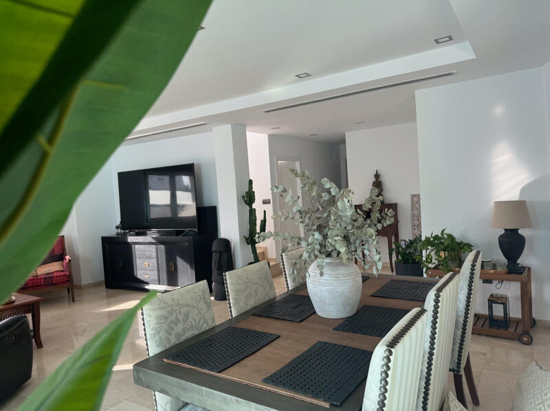 5 soverom Villa til salgs