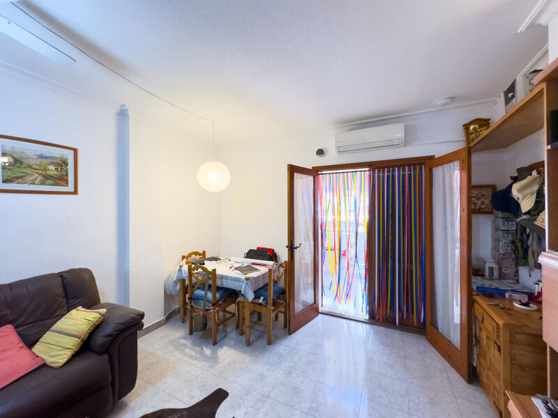 2 slaapkamer Appartement Te koop 2 slaapkamer Appartement Te koop