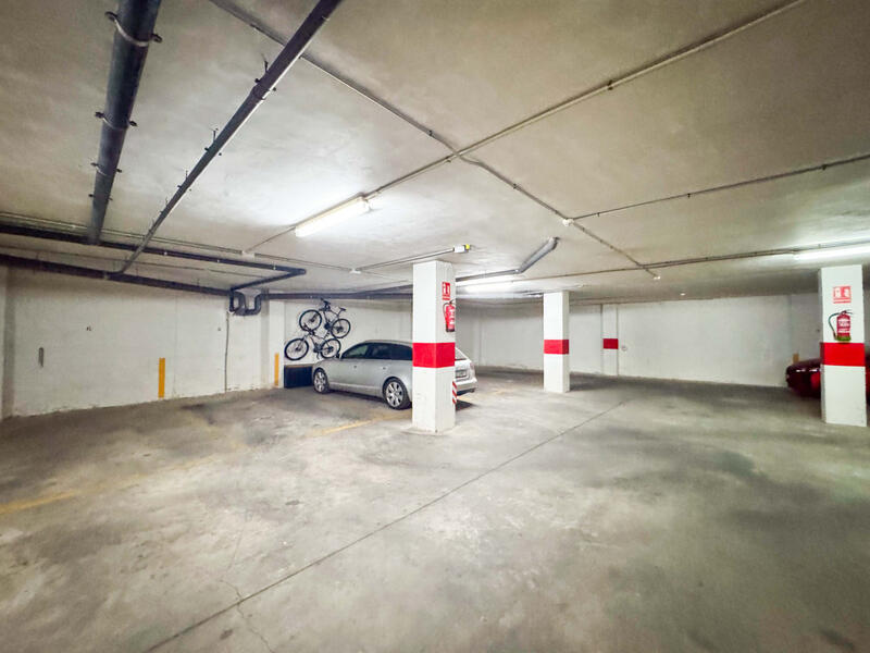 1 slaapkamer Appartement Te koop 1 slaapkamer Appartement Te koop