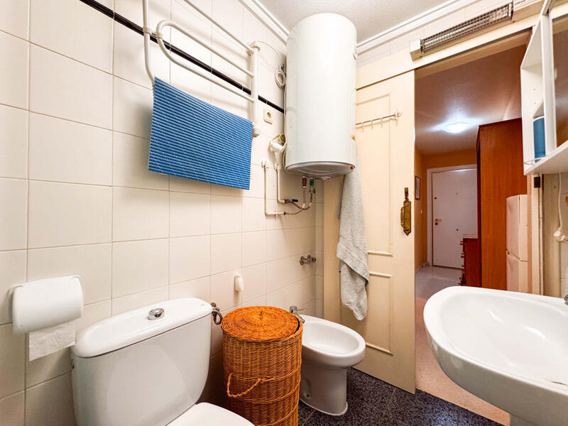 1 bedroom Apartment for sale