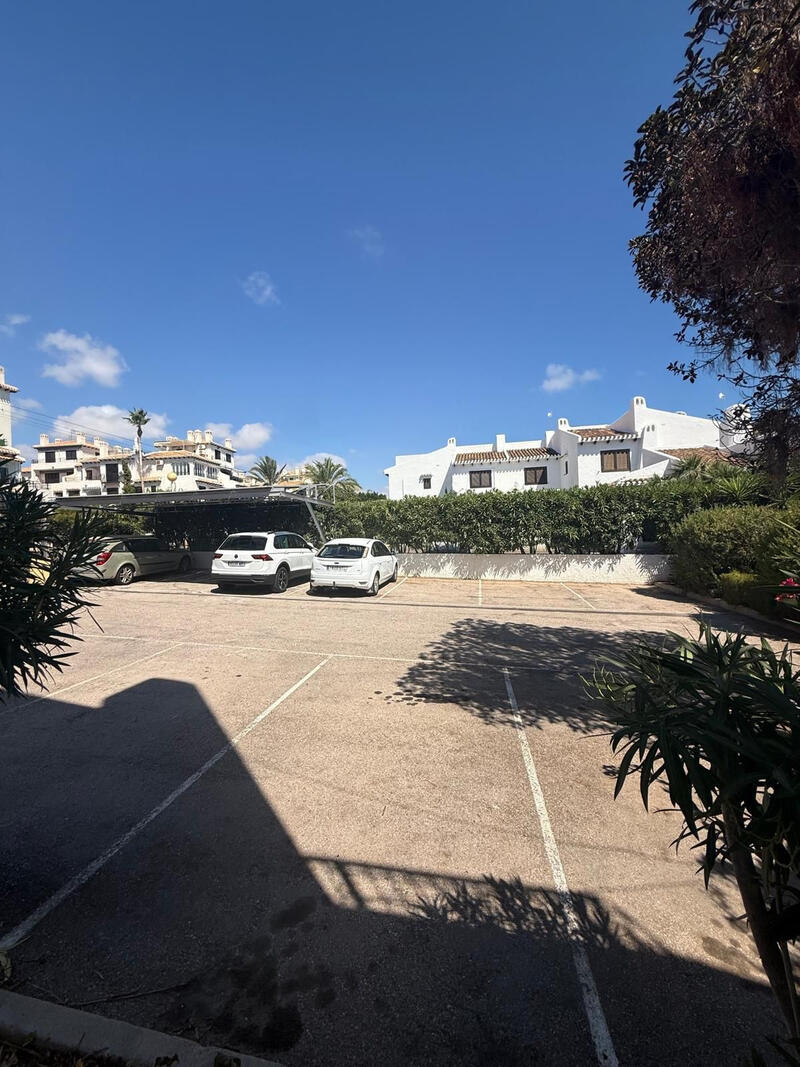 вилла продается в Cabo Roig, Alicante
