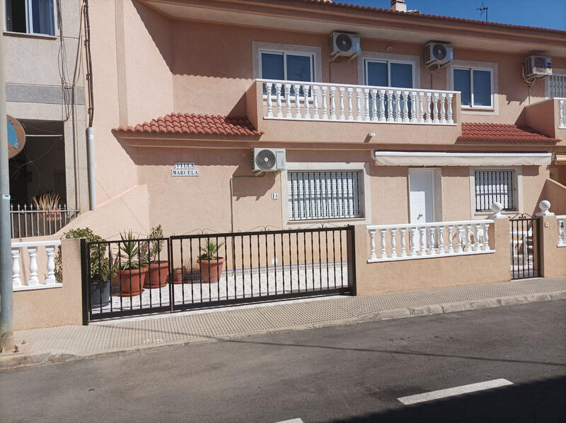 Villa for sale in San Pedro del Pinatar, Murcia