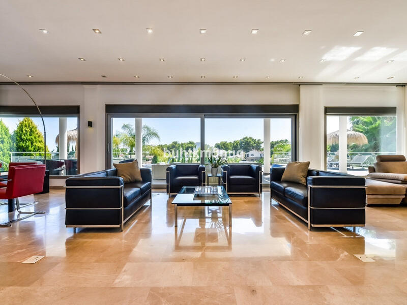 5 soverom Villa til salgs