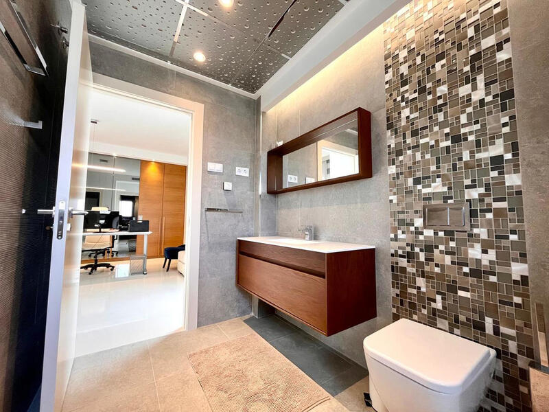 4 slaapkamer Villa Te koop