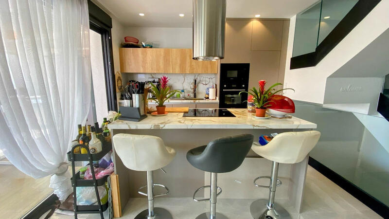 4 slaapkamer Villa Te koop