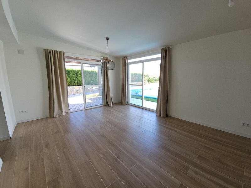 4 slaapkamer Villa Te koop