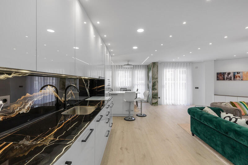 3 bedroom Apartment for sale