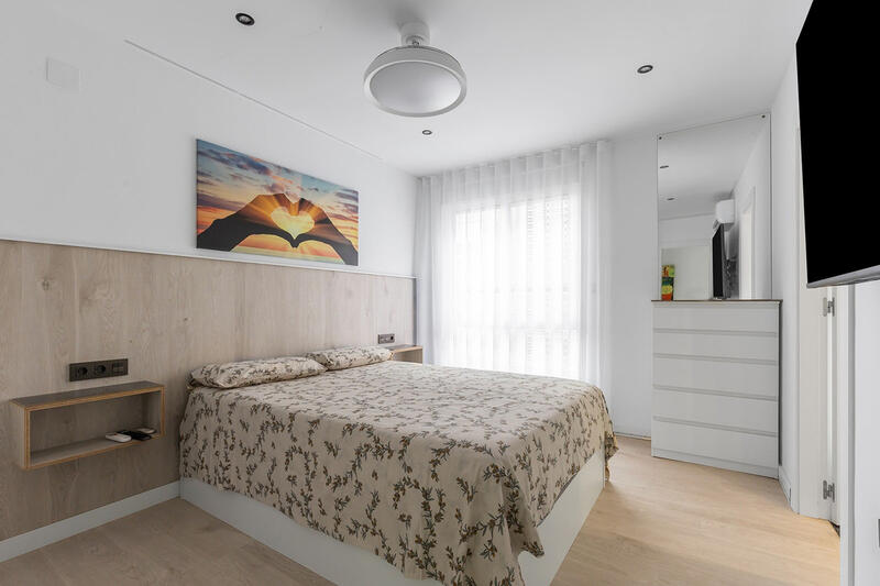 3 bedroom Apartment for sale