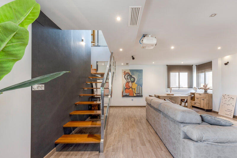 5 soverom Leilighet til salgs