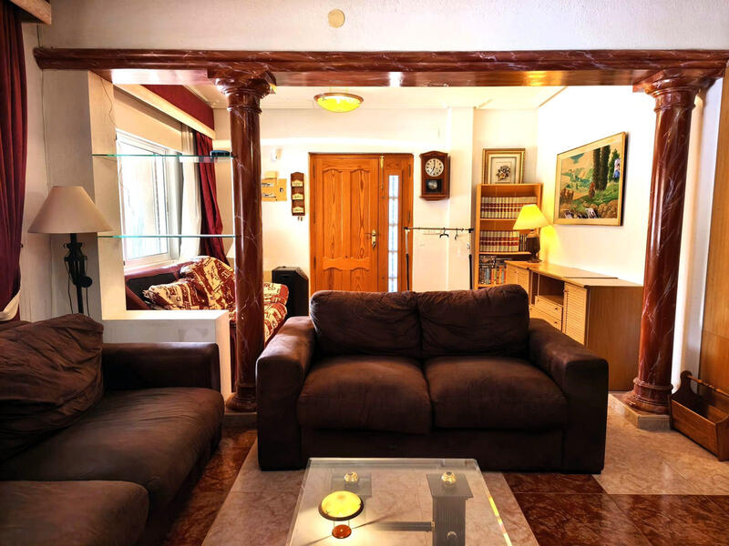 5 bedroom Villa for sale