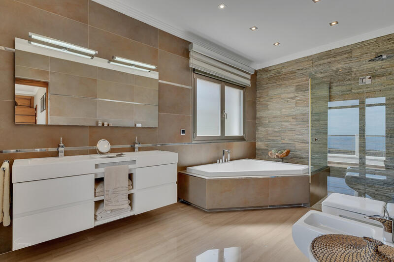 4 Cuarto Villa en venta