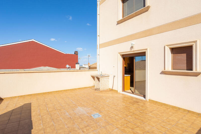 4 Schlafzimmer Stadthaus zu verkaufen