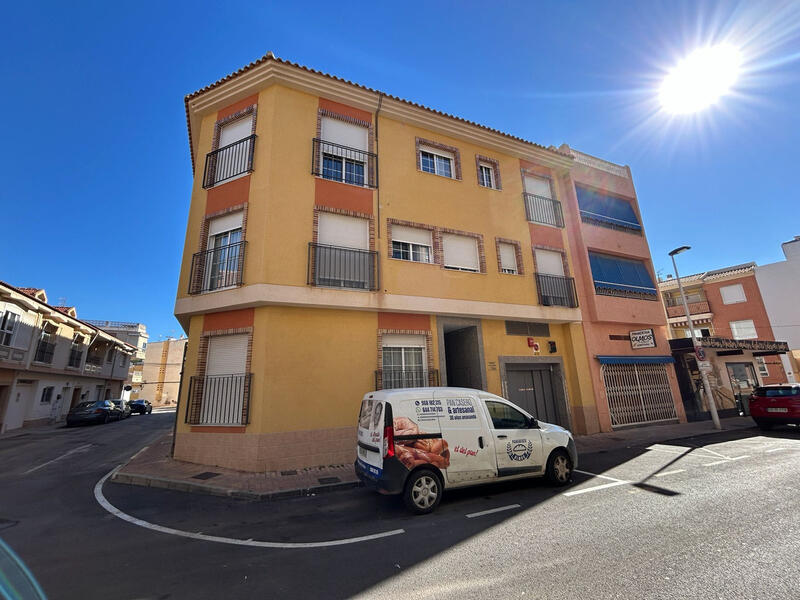 2 slaapkamer Appartement Te koop