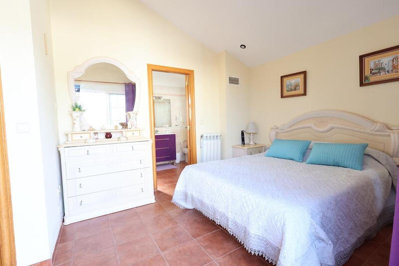 4 bedroom Villa for sale