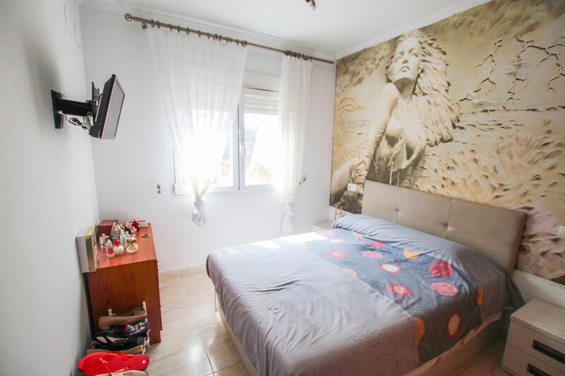 2 Cuarto Villa en venta