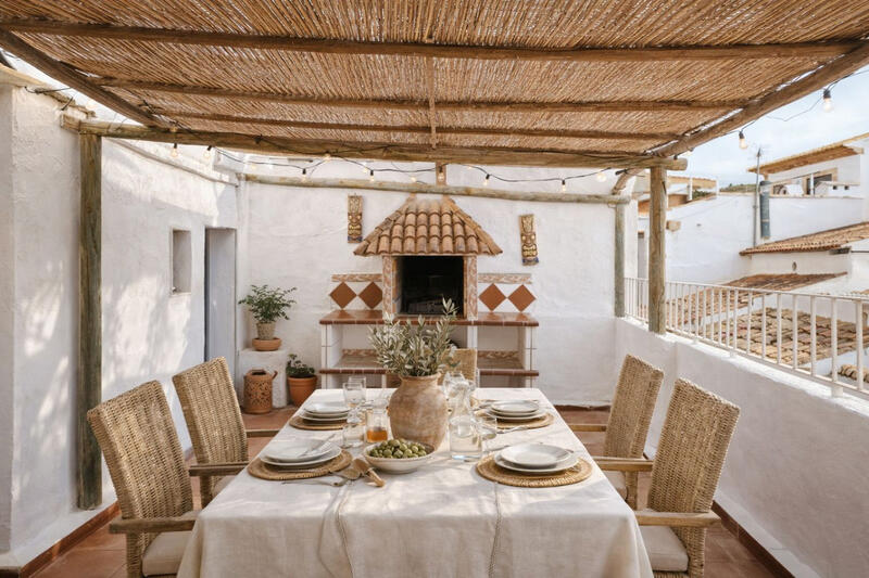 10 sovrum Radhus till salu