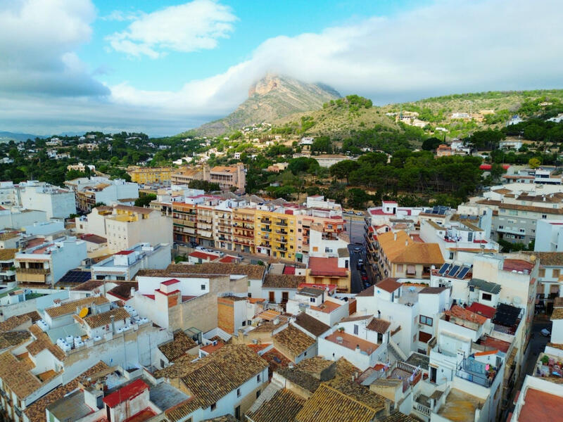 10 sovrum Radhus till salu