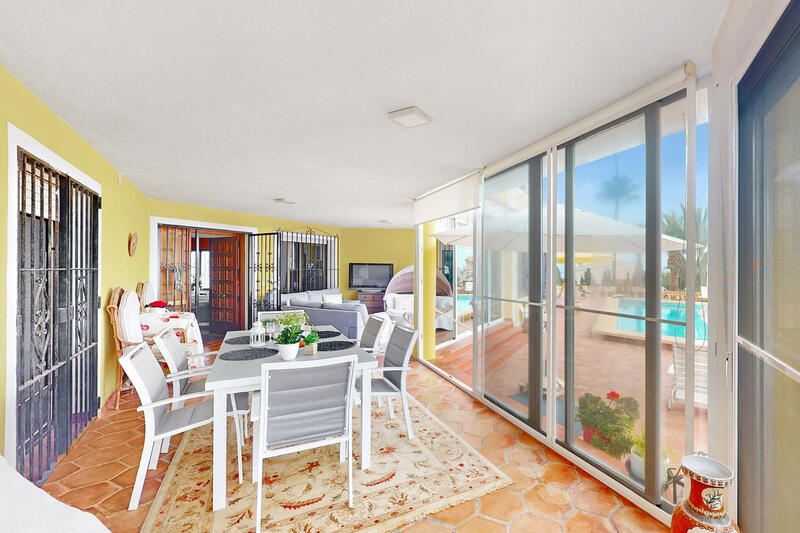 5 bedroom Villa for sale