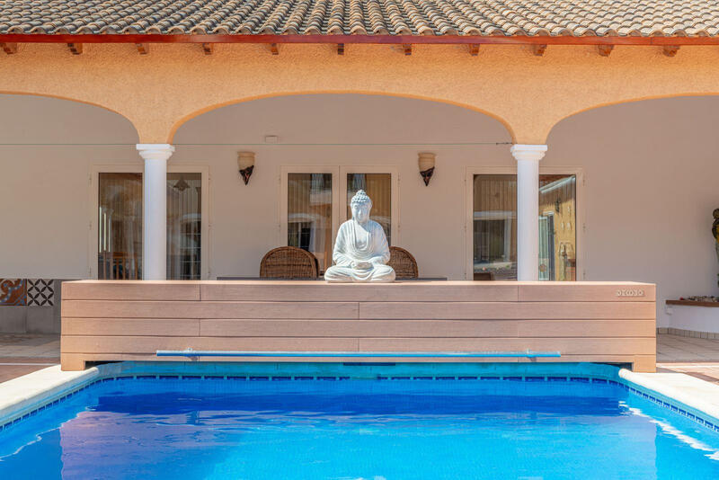 Villa zu verkaufen in Busot, Alicante