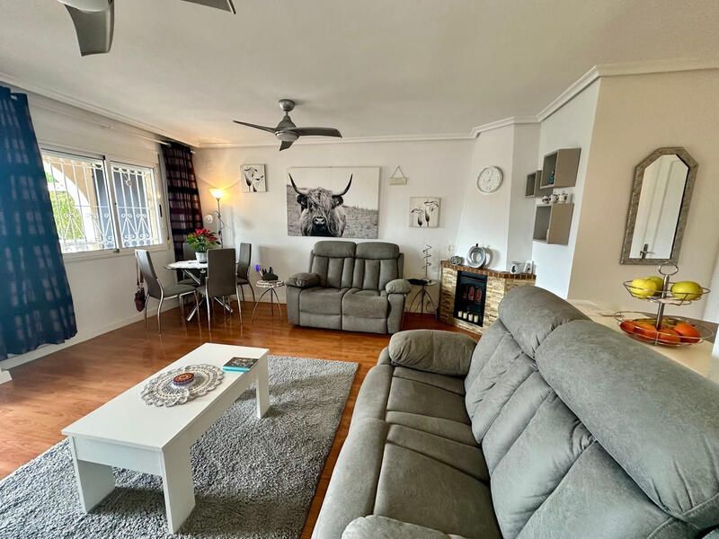 2 Schlafzimmer Villa zu verkaufen 2 Schlafzimmer Villa zu verkaufen