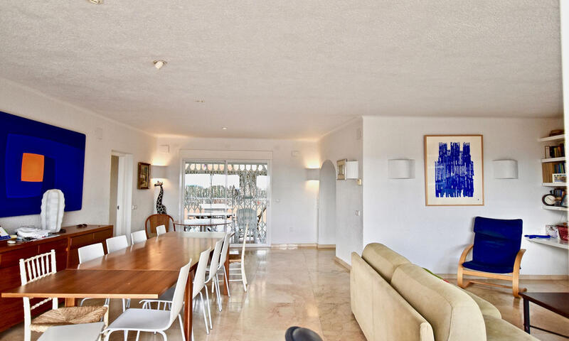 6 bedroom Villa for sale