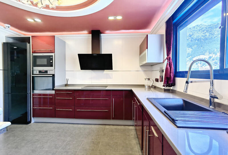 4 Schlafzimmer Villa zu verkaufen