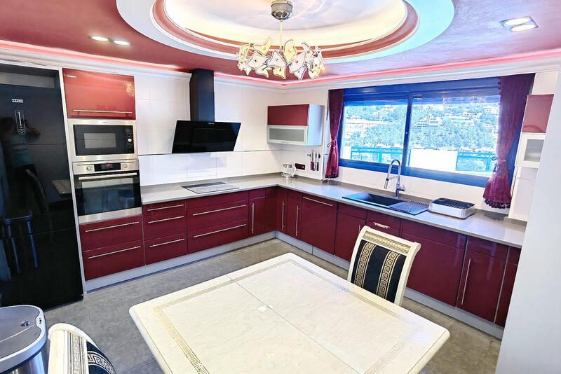 4 Schlafzimmer Villa zu verkaufen