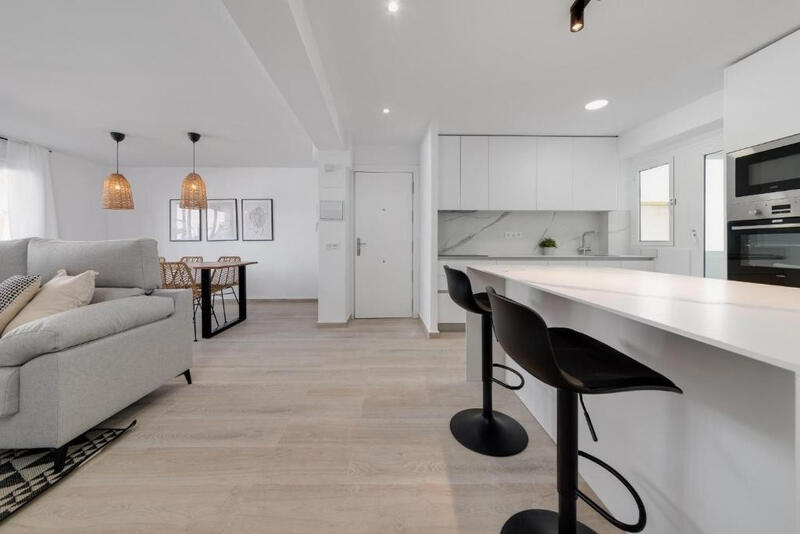 3 bedroom Apartment for sale