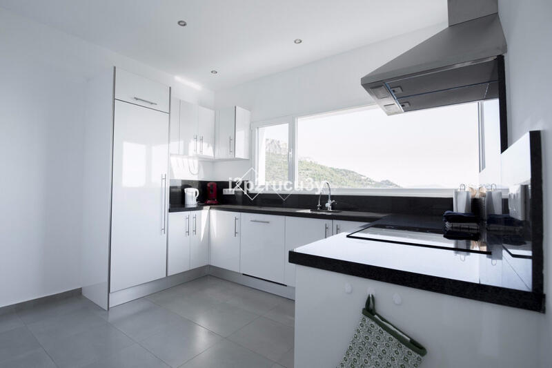 4 Cuarto Villa en venta