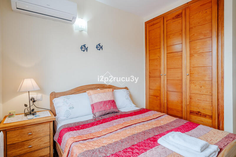 6 bedroom Villa for sale